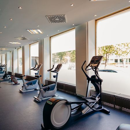 Hotel Bristol Berlin Ngoại thất bức ảnh The gym at the hotel
